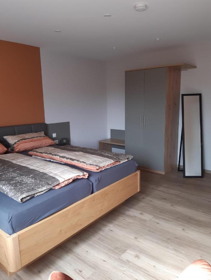 Appartamento Weingut Engelhardt Rottingen Esterno foto