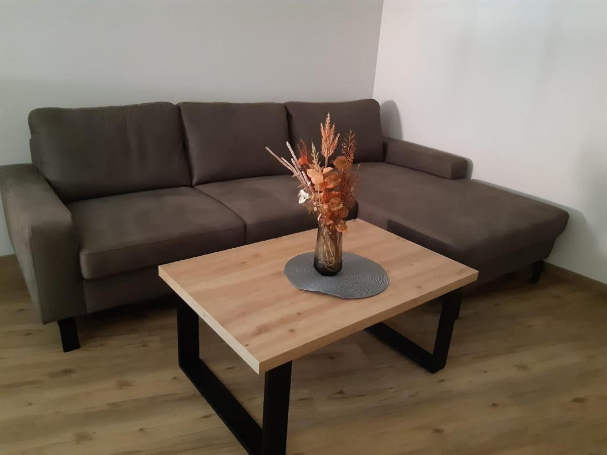 Appartamento Weingut Engelhardt Rottingen Esterno foto